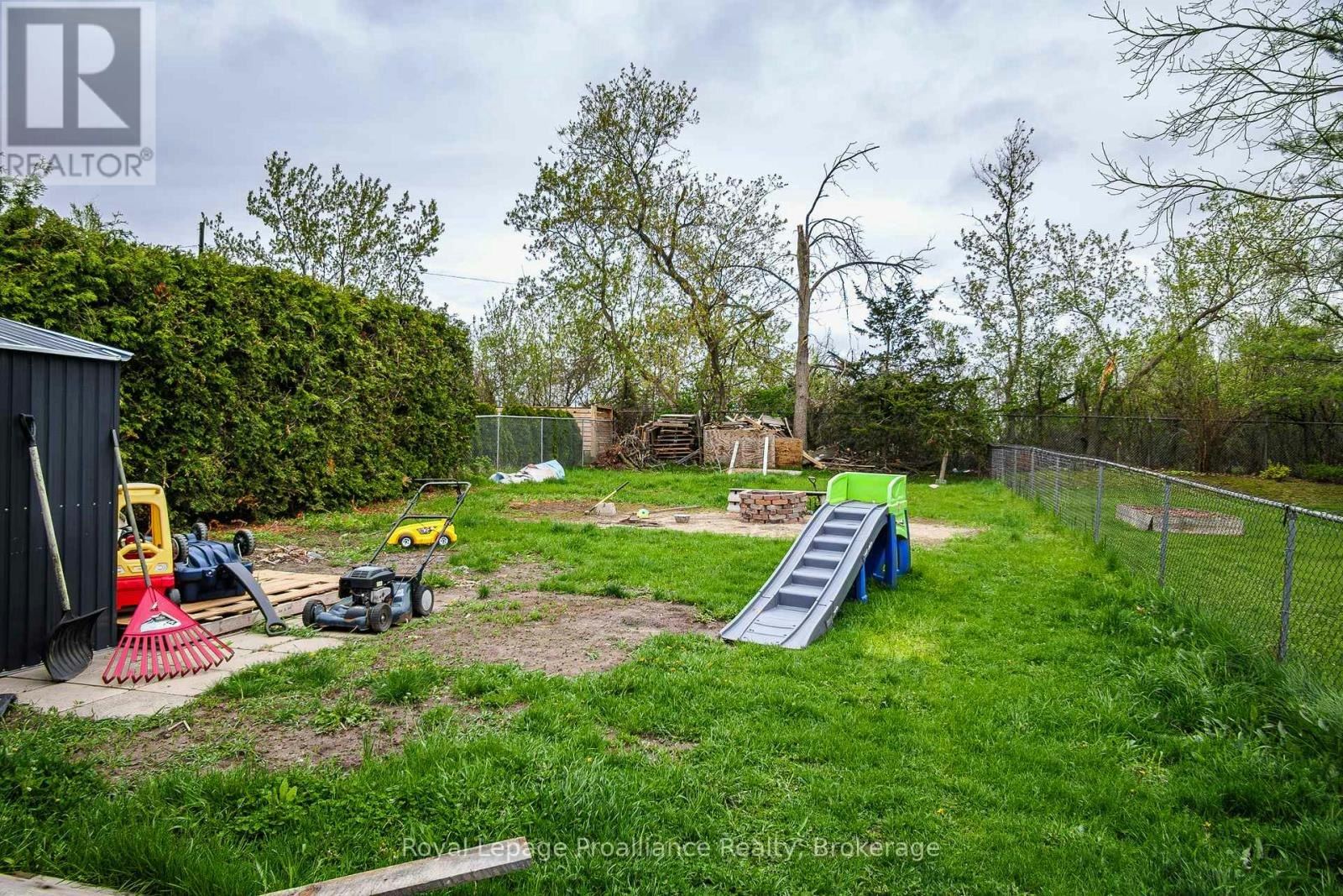 21 Pepper Avenue, Belleville, ON, K8P 4R2 - 10