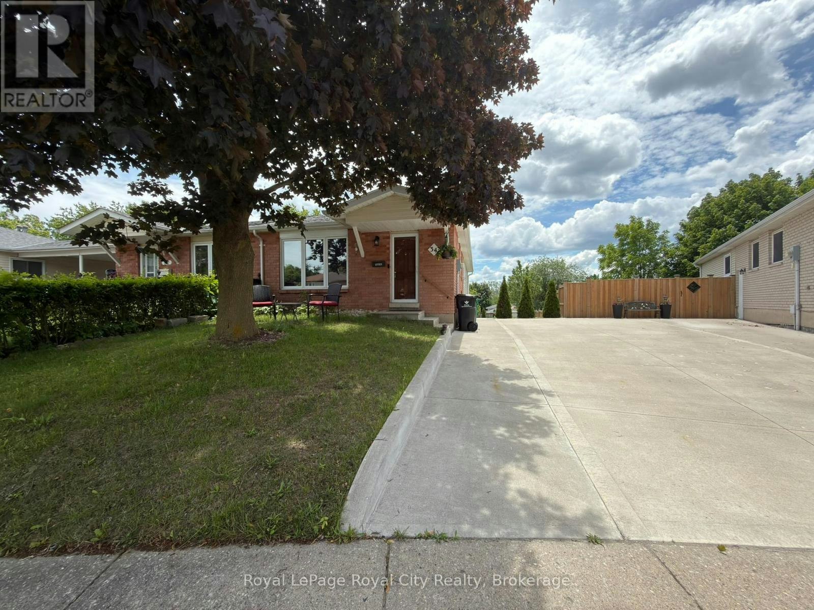 34 Nora Court, Cambridge, ON, N3C 3N1