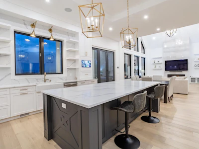 16671 30a Avenue - 5