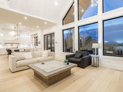 16671 30a Avenue - 4