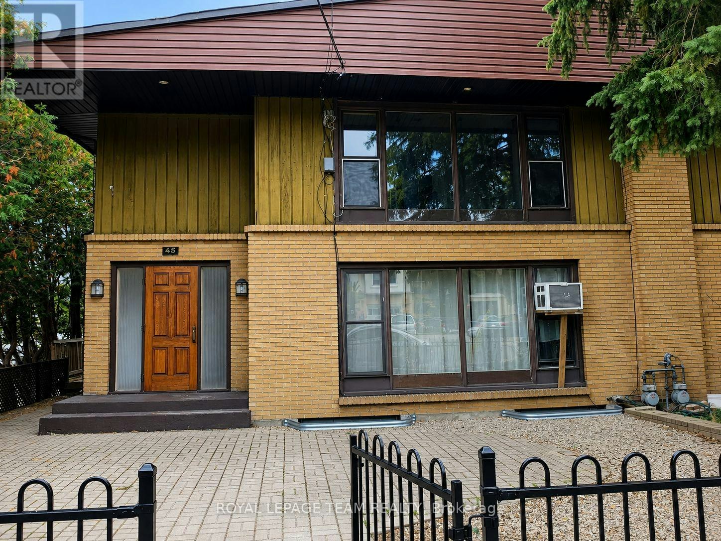 B-45 Riverdale Avenue, Ottawa, ON, K1S 1P9