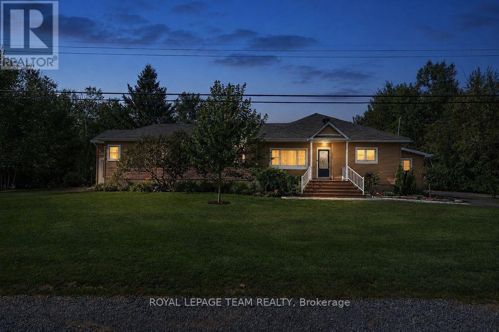 4869 Thunder Road, Ottawa, ON, K0A 1K0