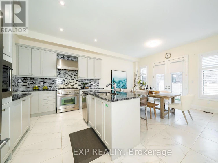 38 Bud Leggett Crescent, Georgina, ON, L4P 0T1 - 18