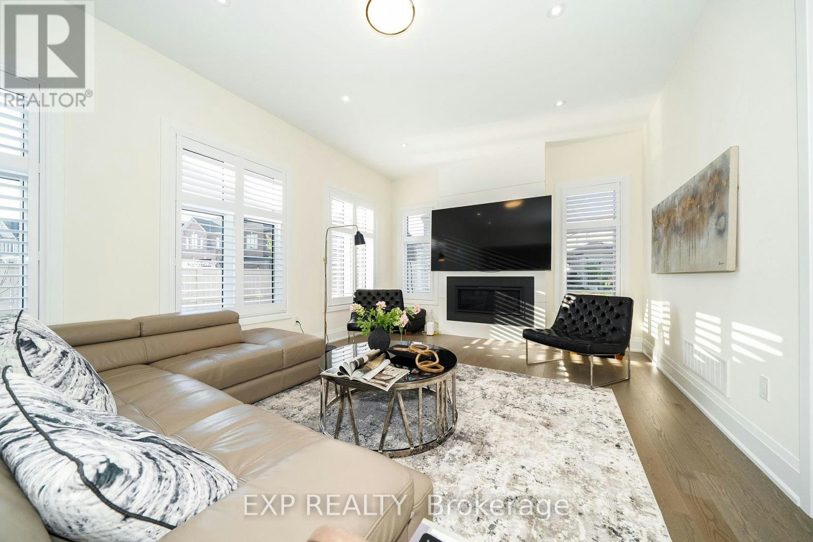 38 Bud Leggett Crescent, Georgina, ON, L4P 0T1 - 15