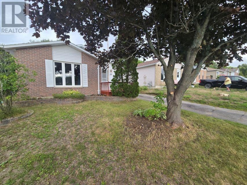 58 Taylor Boulevard, Elliot Lake, ON, P5A 3H6
