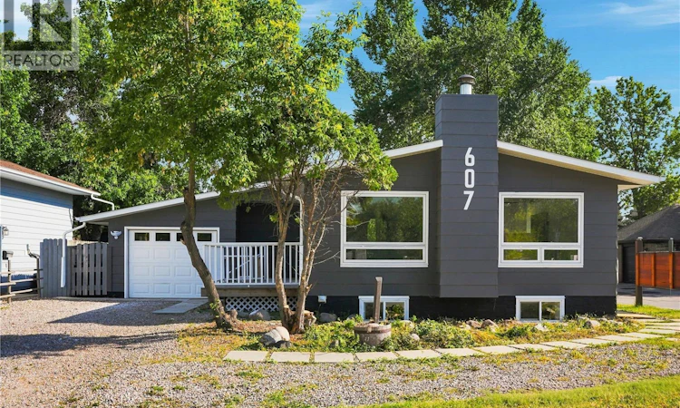 607 Lenore Drive
