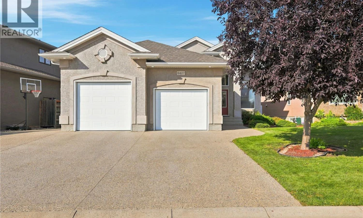 6407 Wascana Court Bay