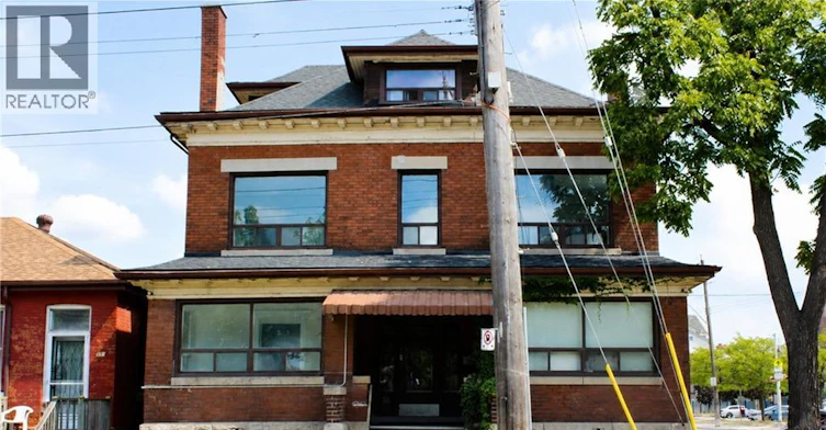 1-56 Wentworth Street N, Hamilton, ON, L8L 5V4