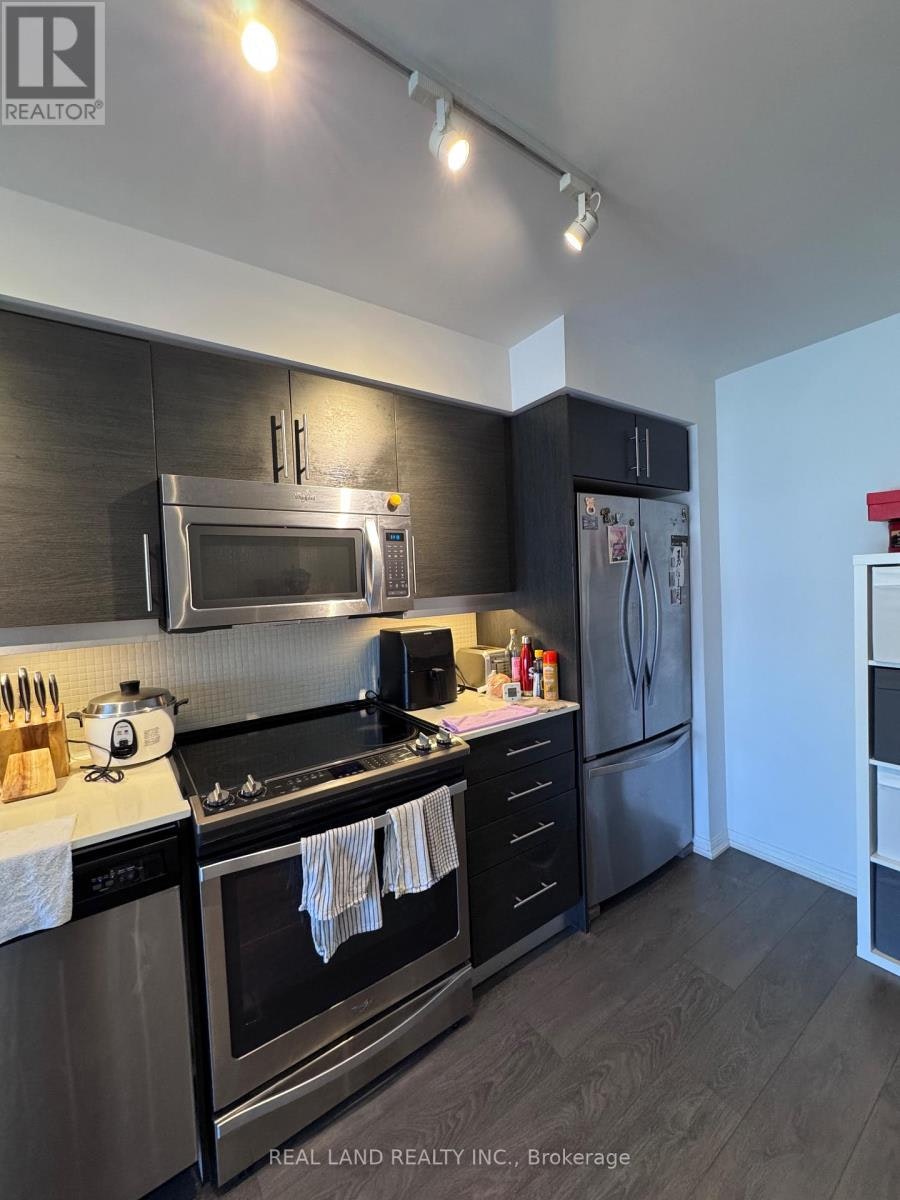 1111-400 Adelaide Street, Toronto, ON, M5A 1N4 - 8