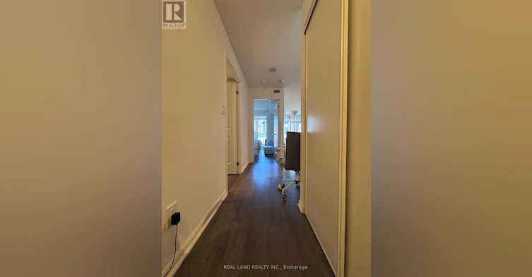 1111-400 Adelaide Street, Toronto, ON, M5A 1N4 - 6