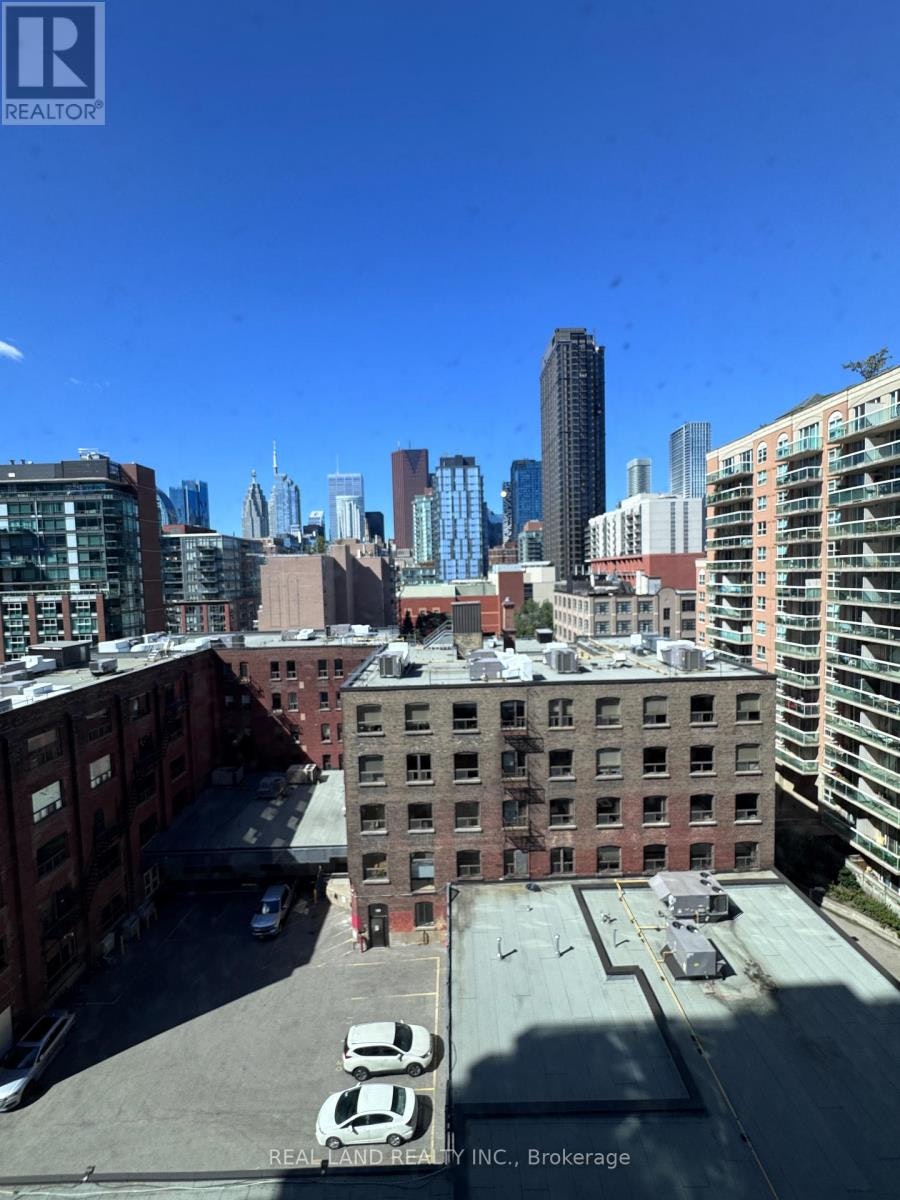 1111-400 Adelaide Street, Toronto, ON, M5A 1N4 - 15