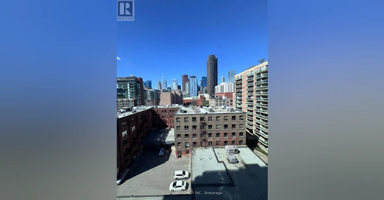 1111-400 Adelaide Street, Toronto, ON, M5A 1N4 - 15