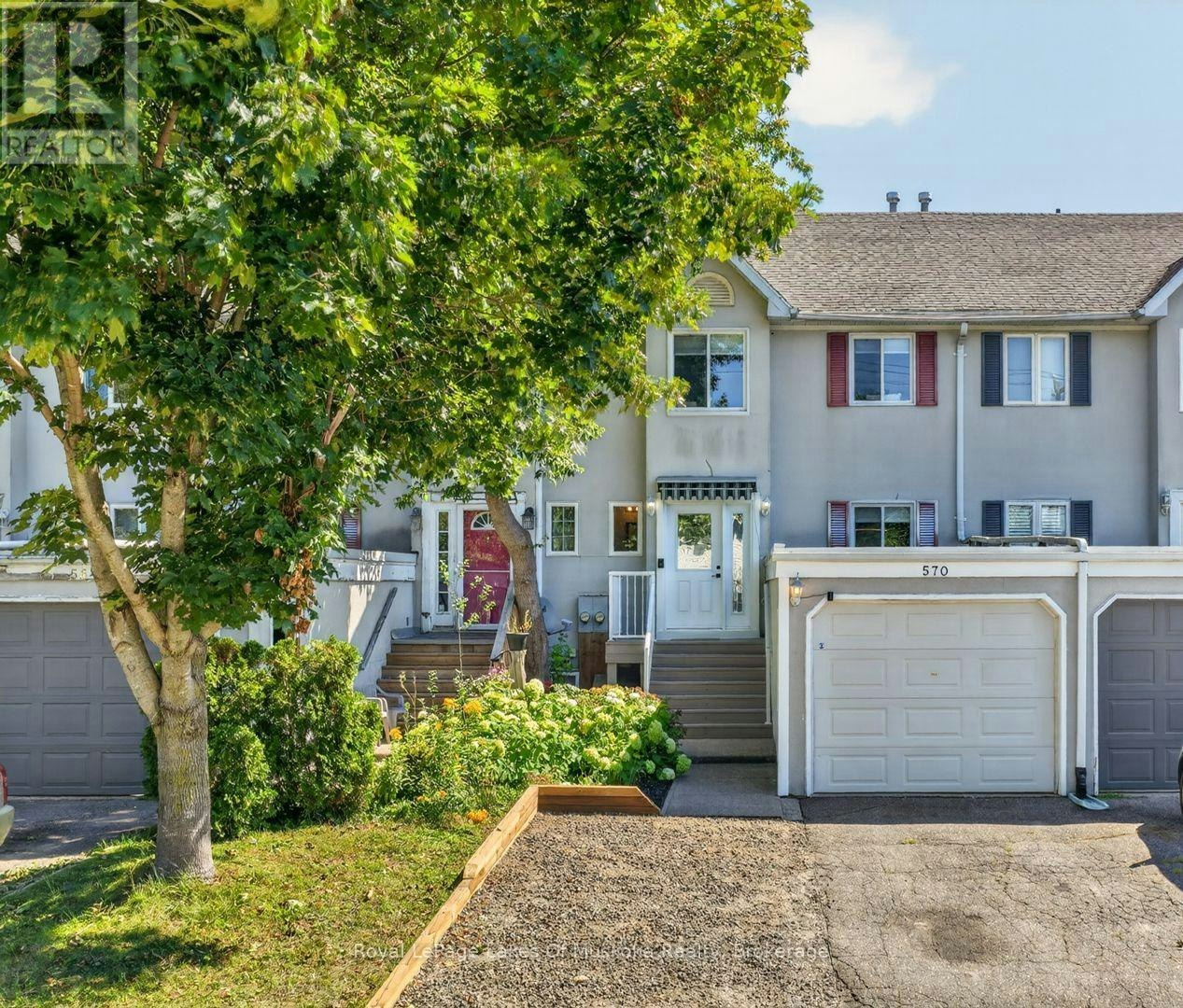 570 John Street S, Gravenhurst, ON, P1P 1J9