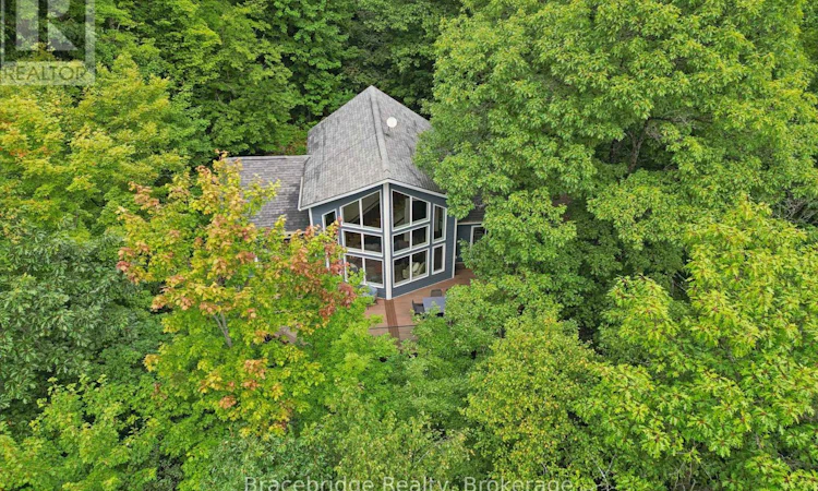 34 Martin Lane