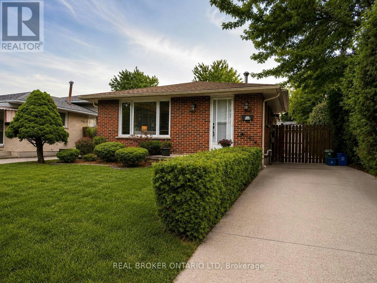 95 Clifton Crescent S, London, ON, N6C 3V9