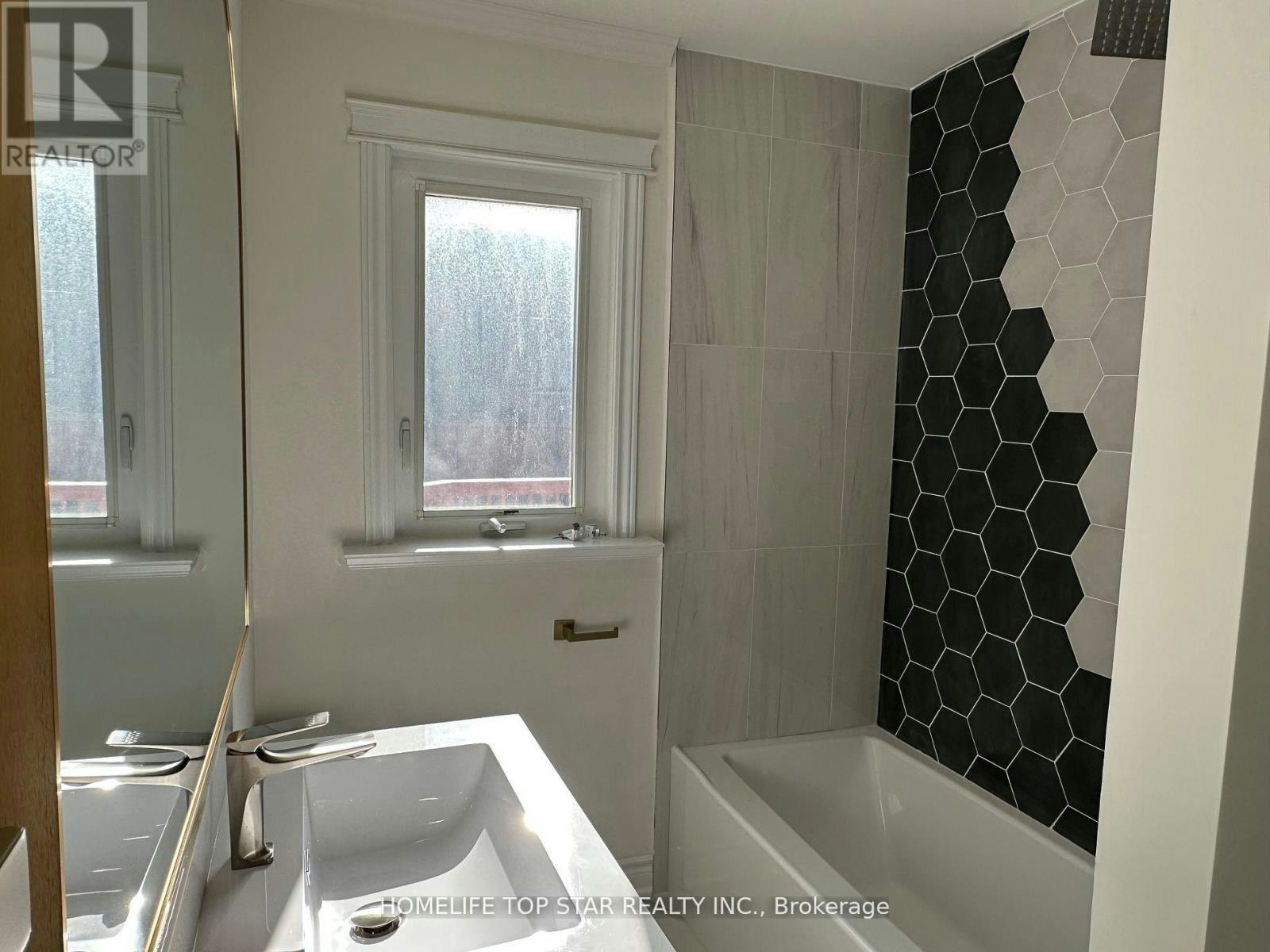MAIN FLOOR-38 Cartier Crescent, Richmond Hill, ON, L4C 2N2 - 13