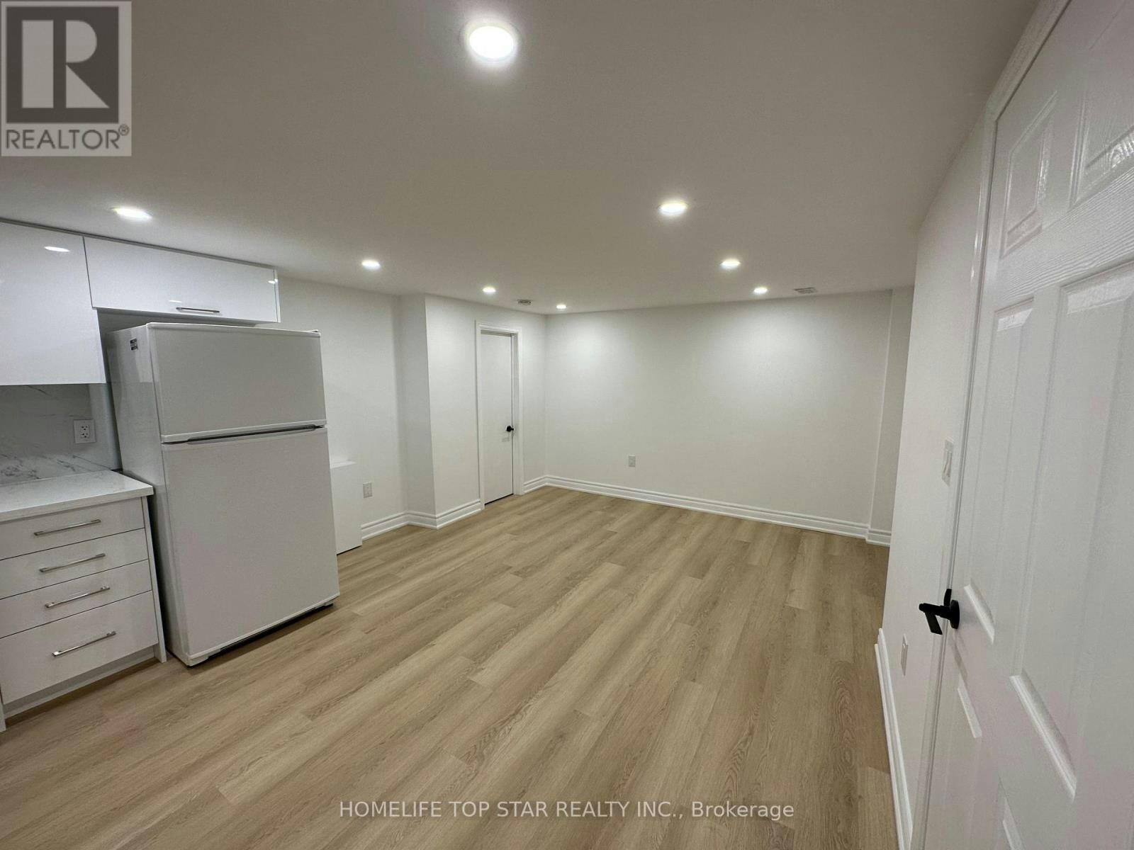BASEMENT-38 Cartier Crescent, Richmond Hill, ON, L4C 2N2