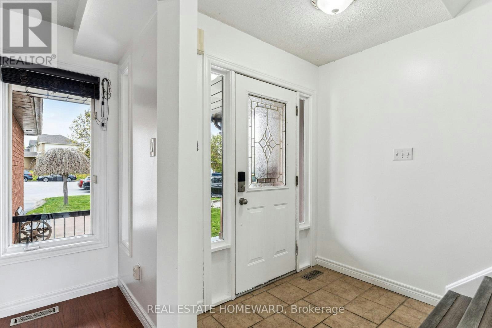 1117 Ashley Court, Innisfil, ON, L9S 1X1 - 4