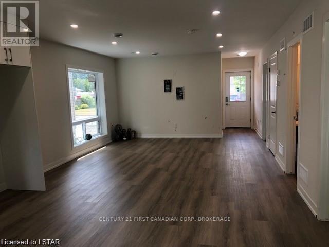 2388 Boswell Street, St. Clair, ON, N0N 1B0 - 9