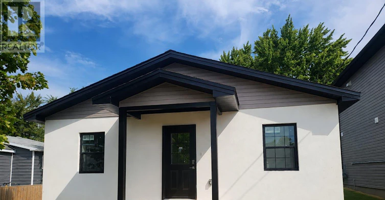 2388 Boswell Street, St. Clair, ON, N0N 1B0