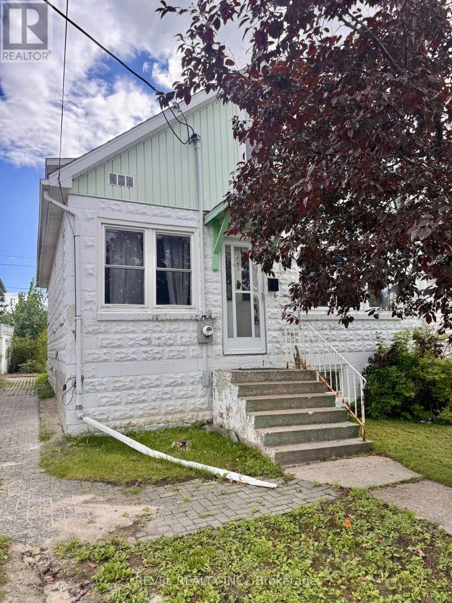 121 Floral Avenue, Timmins, ON, P4N 4H6