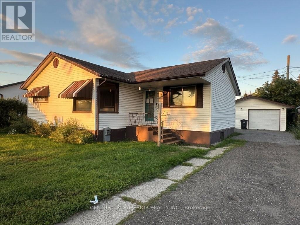 412 James Street S, Thunder Bay, ON, P7E 2V5