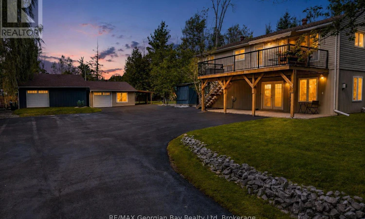 2384 Whetham Road