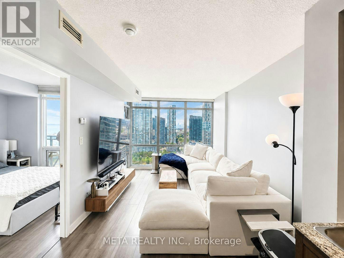 2802-15 Fort York Boulevard, Toronto, ON, M5V 3Y4 - 7