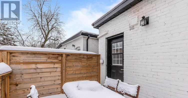 UPPER-161 Marlborough Place, Toronto, ON, M5R 3J5 - 25