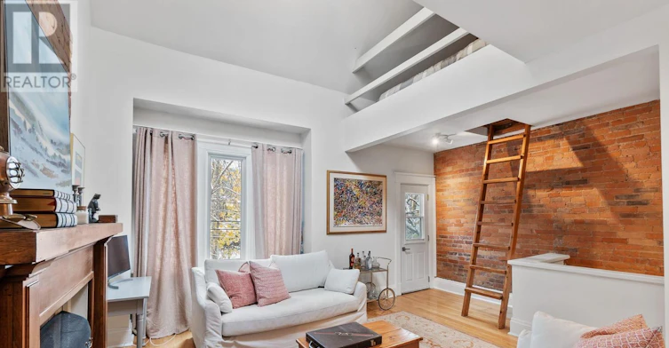 UPPER-161 Marlborough Place, Toronto, ON, M5R 3J5 - 12