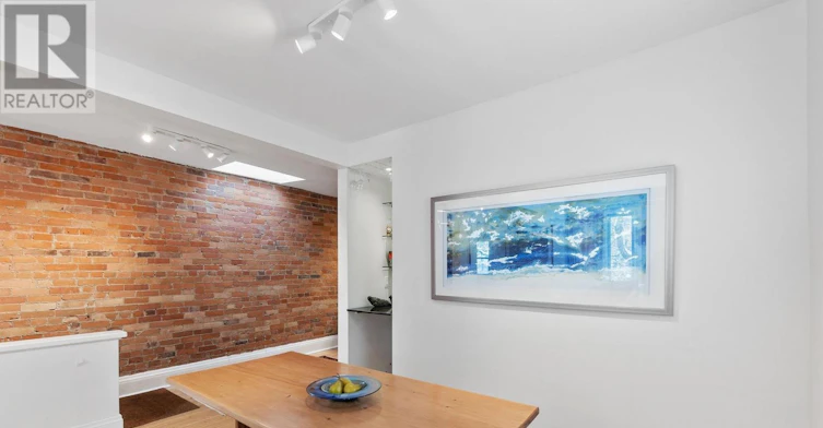UPPER-161 Marlborough Place, Toronto, ON, M5R 3J5 - 11