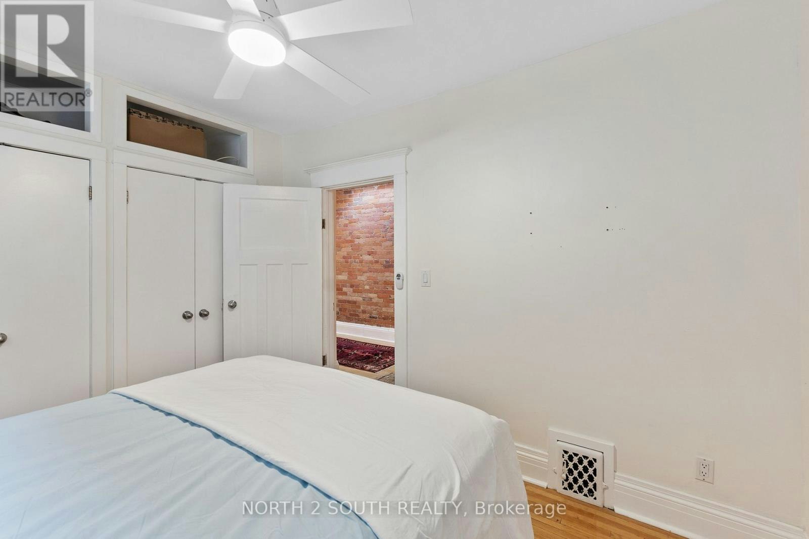 UPPER-161 Marlborough Place, Toronto, ON, M5R 3J5 - 17