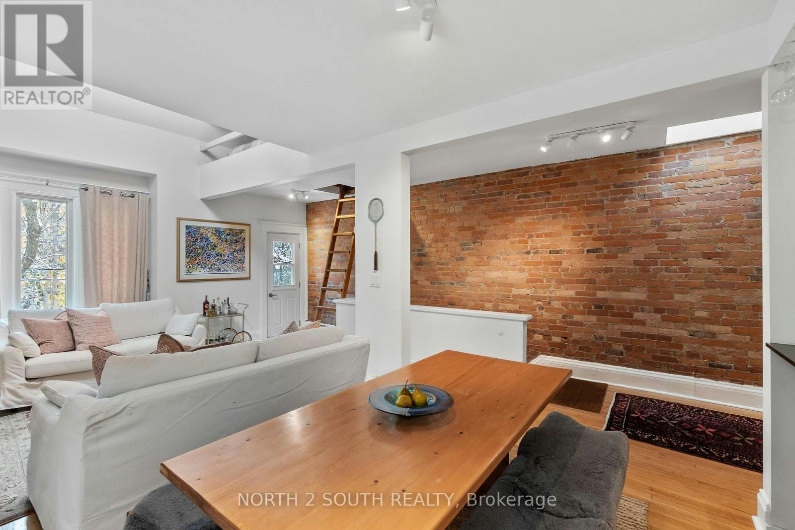 UPPER-161 Marlborough Place, Toronto, ON, M5R 3J5 - 10