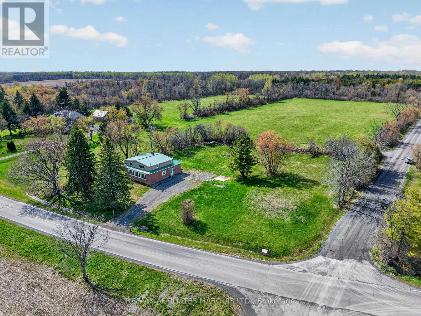 20033 Kenyon 4 Conc Rd Road, Alexandria, ON, K0C 1A0