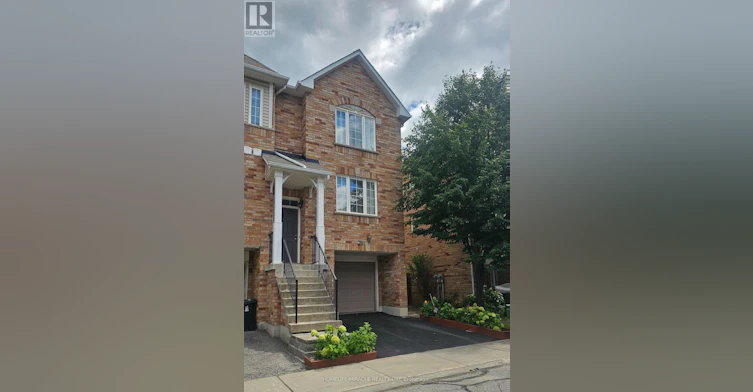 1-2800 Eglinton Avenue E, Toronto, ON, M1J 2C8
