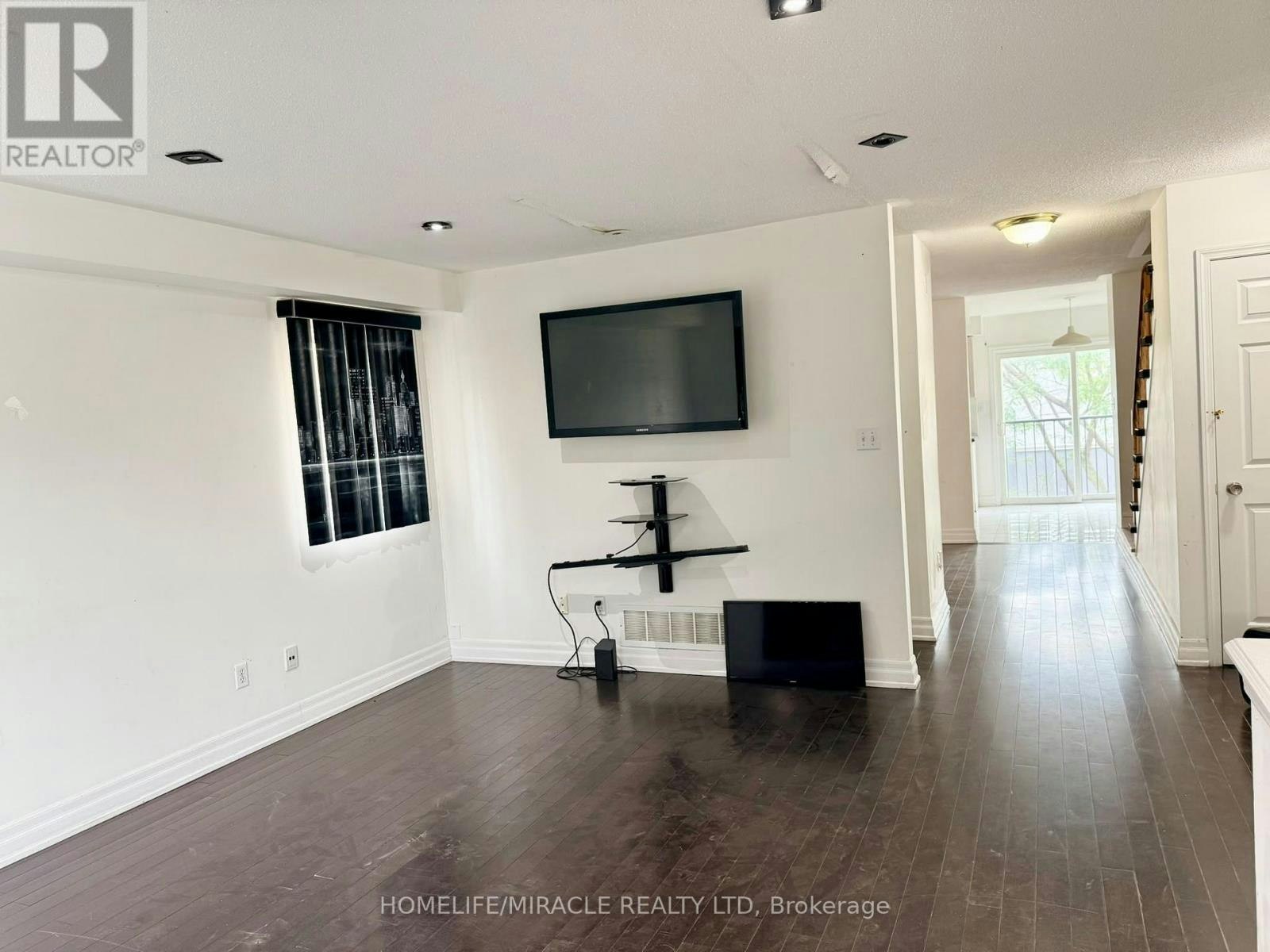 1-2800 Eglinton Avenue E, Toronto, ON, M1J 2C8 - 6