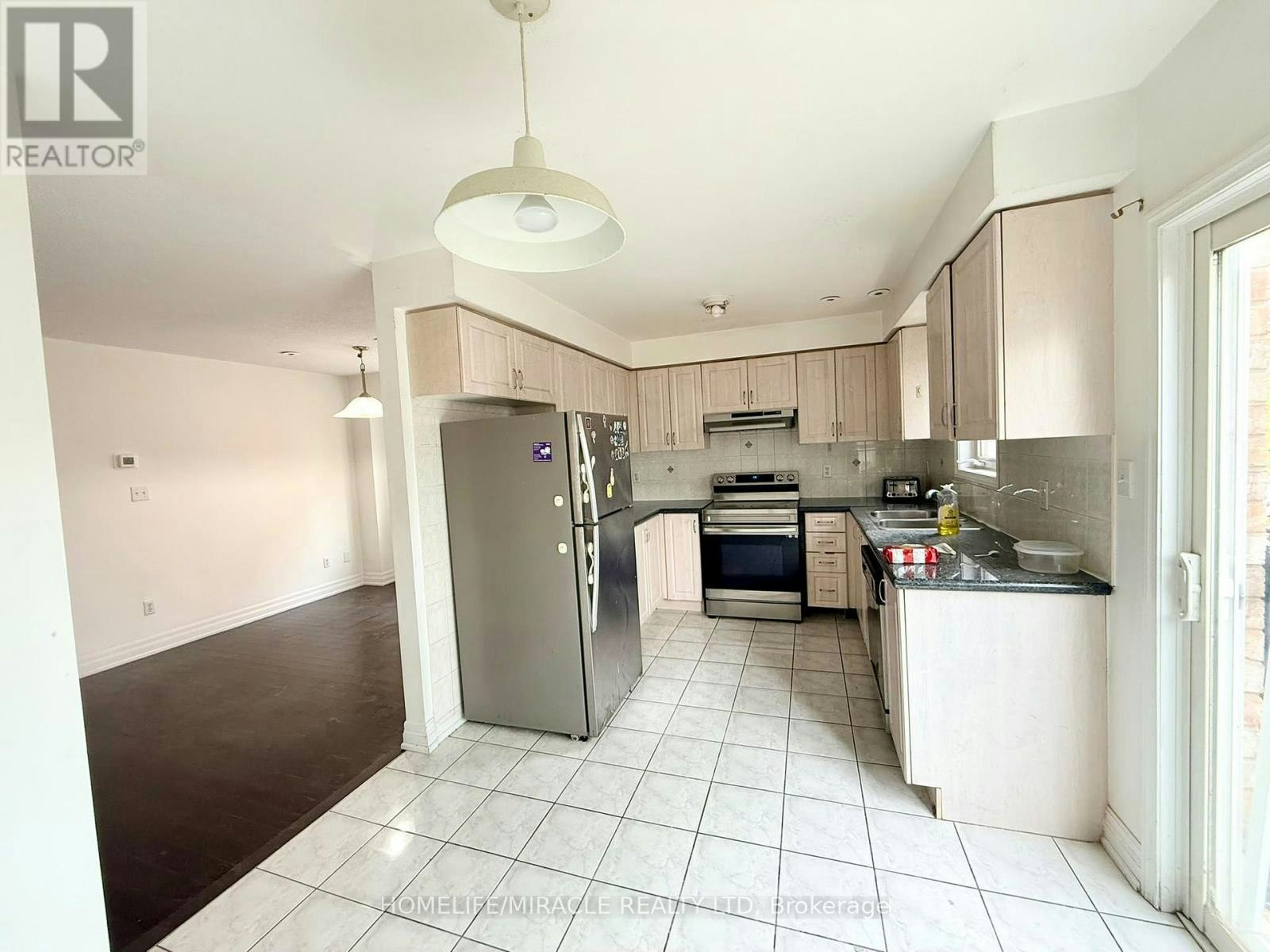 1-2800 Eglinton Avenue E, Toronto, ON, M1J 2C8 - 9