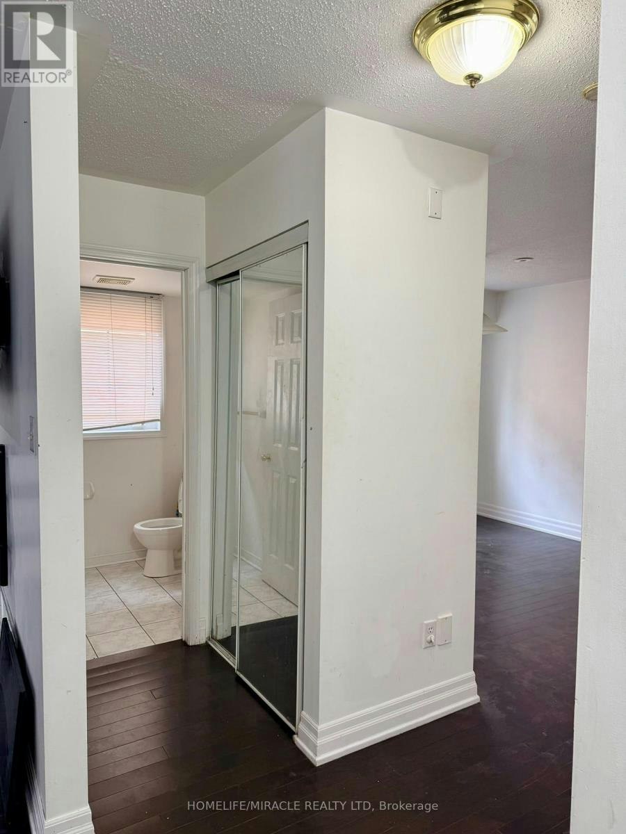 1-2800 Eglinton Avenue E, Toronto, ON, M1J 2C8 - 7