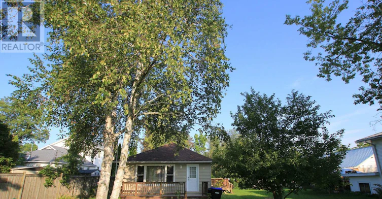 931 Goldie Street, Innisfil, ON, L0L 1C0 - 2