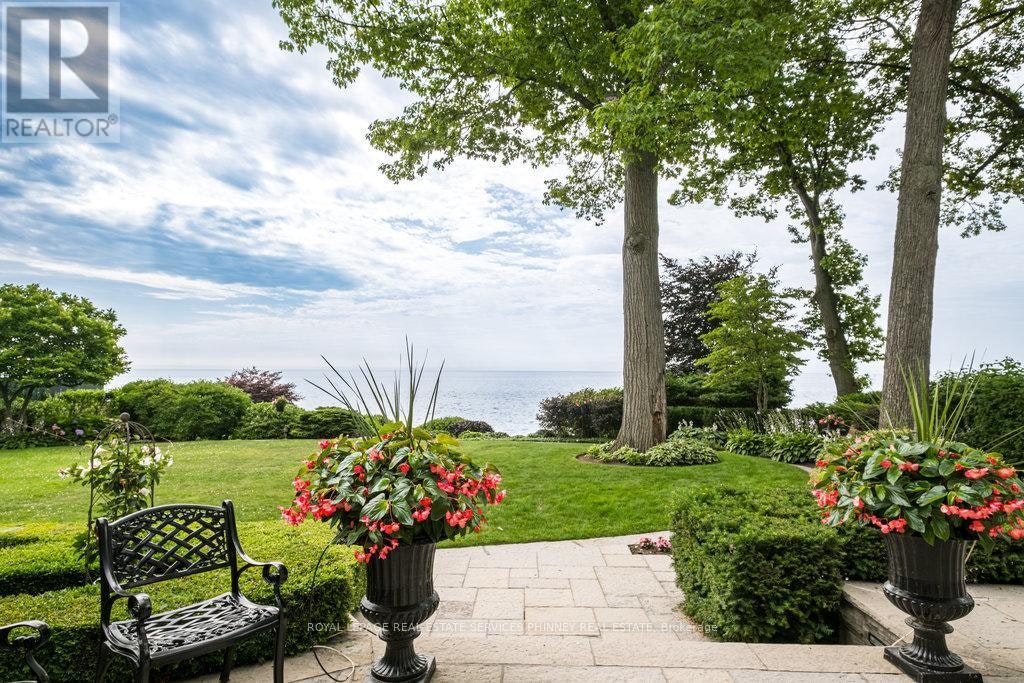 6 Ennisclare Drive W, Oakville, ON, L6J 4N2 - 40