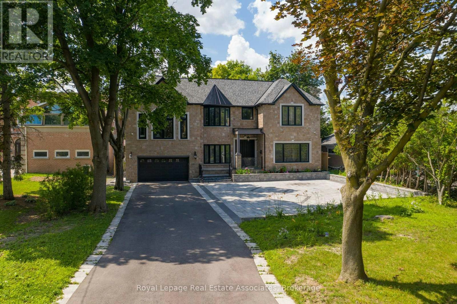 96 Elmcrest Road, Toronto, ON, M9C 3R9