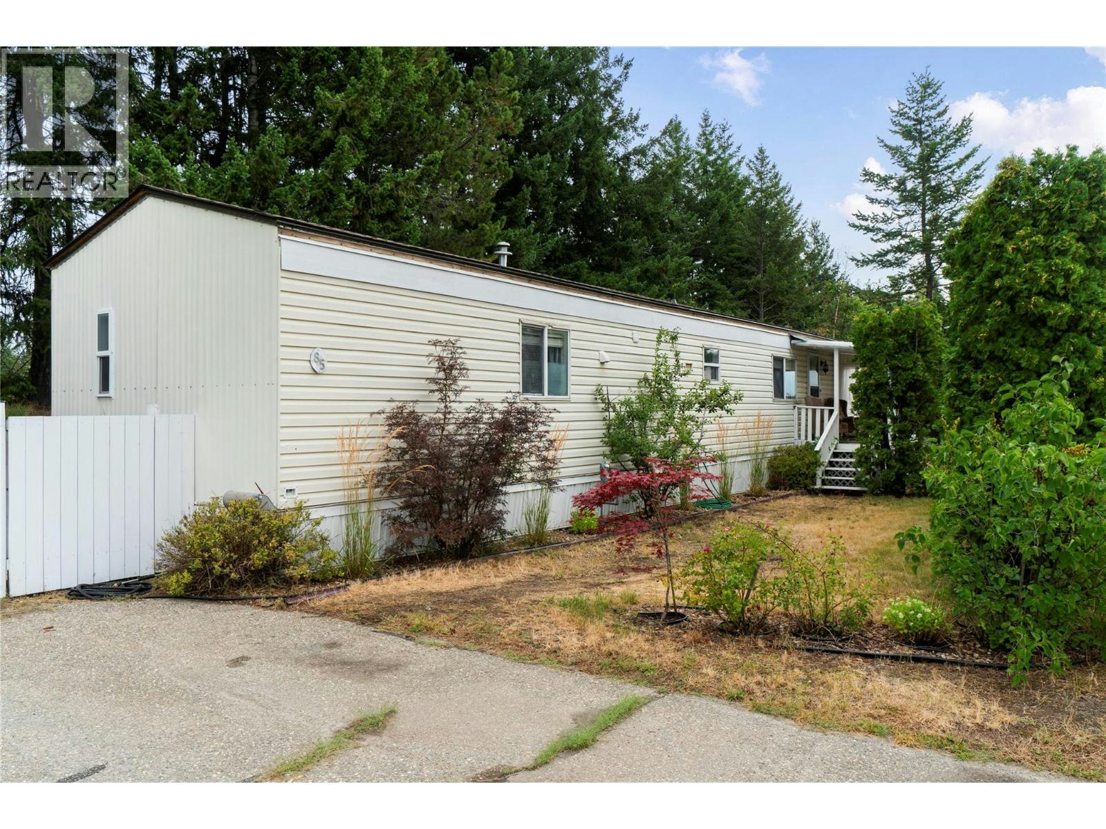 85-1361 SE 30 Street, Salmon Arm, BC, V1E 2N4