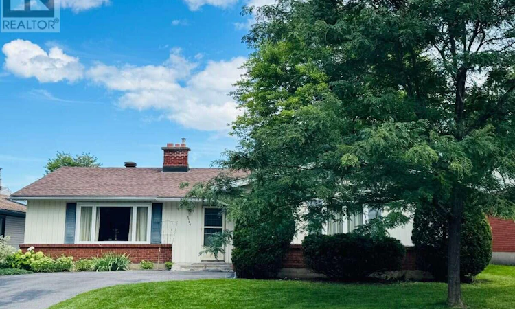 2154 Dutton Crescent