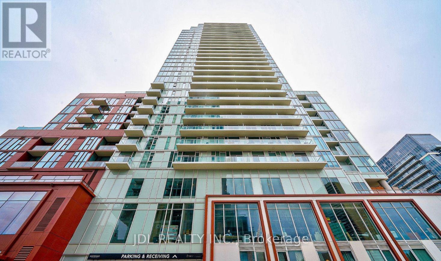 710-33 Helendale Avenue, Toronto, ON, M4R 0A4