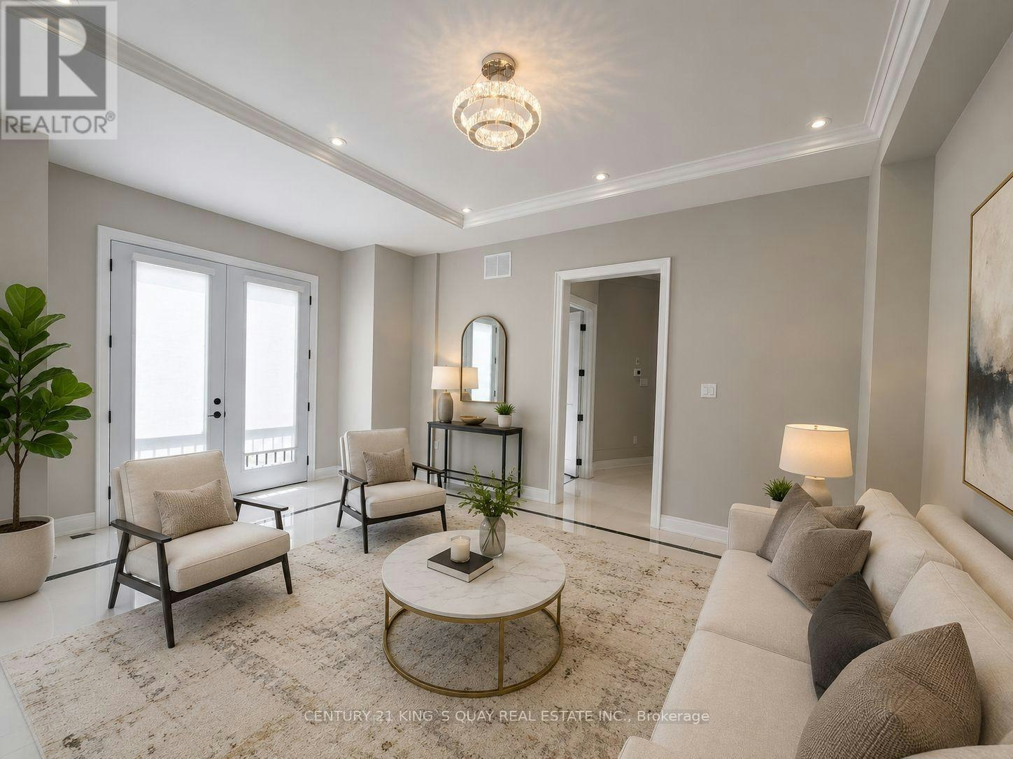 323 Sutherland Drive, Toronto, ON, M4G 1J7 - 4
