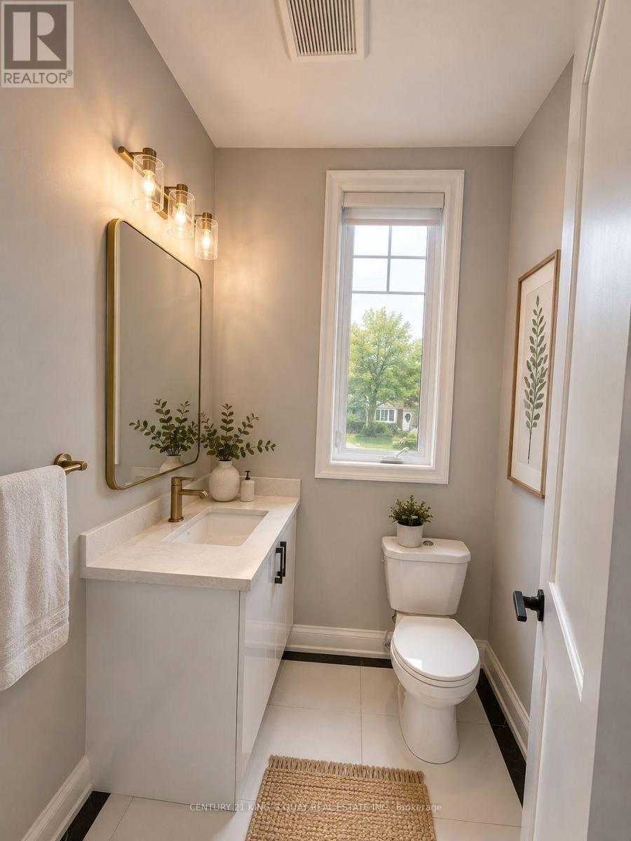 323 Sutherland Drive, Toronto, ON, M4G 1J7 - 14