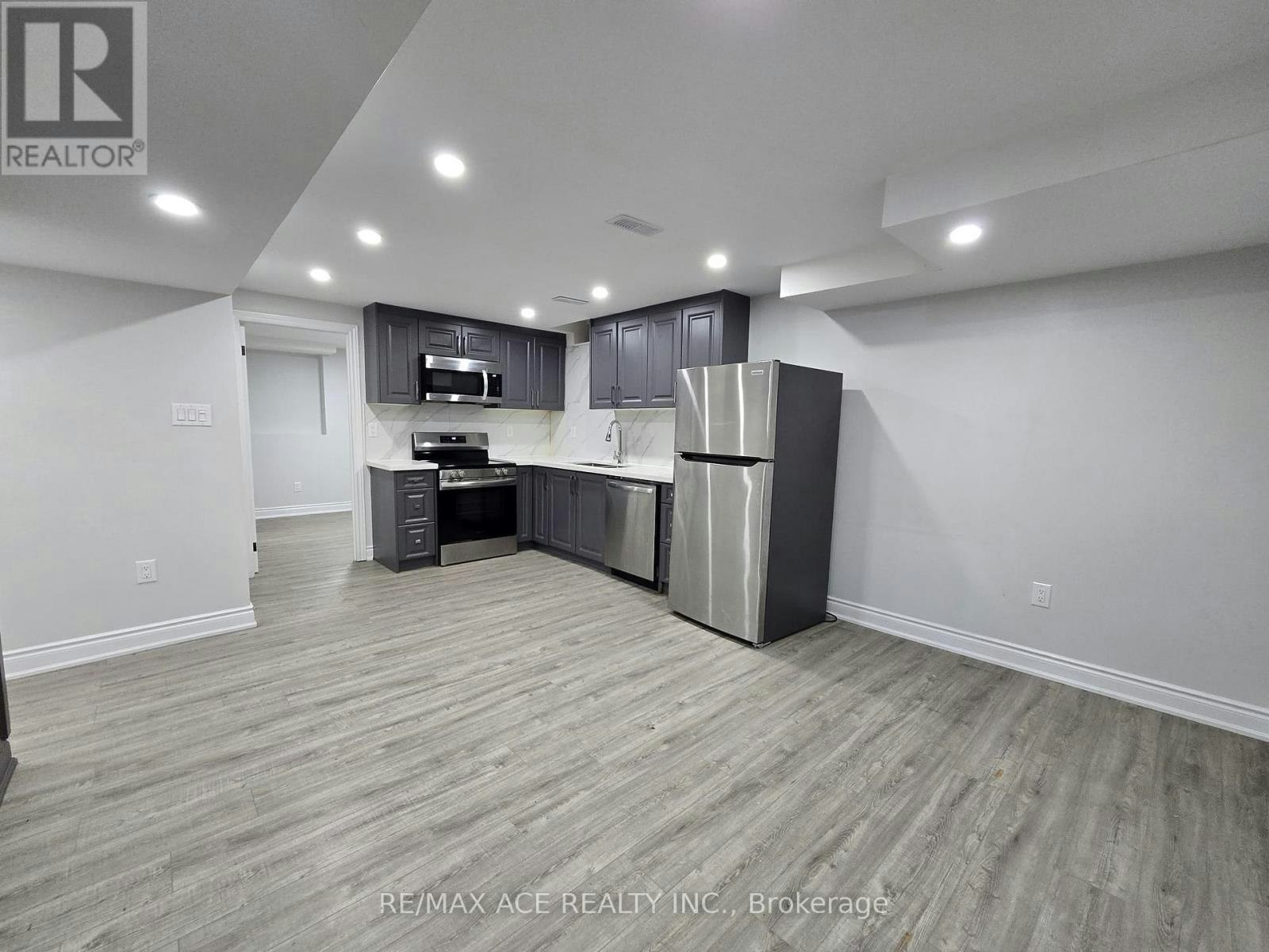 BSMT-1555 Dunedin Crescent, Oshawa, ON, L1K 0V1 - 9