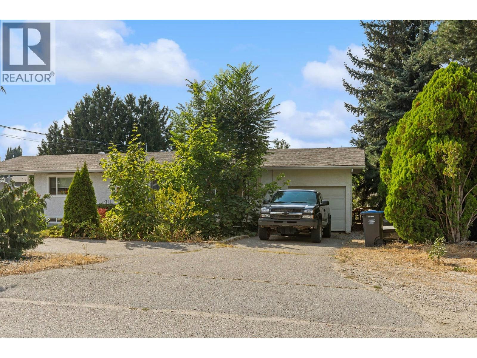 702 Fraser Road, Kelowna, BC, V1X 3M3