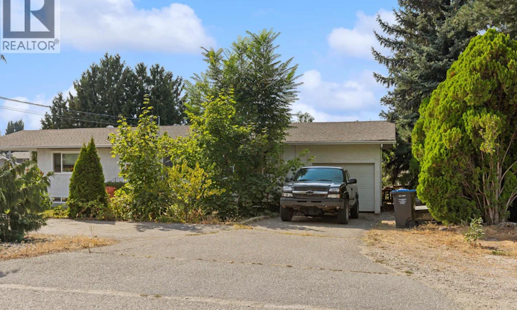 702 Fraser Road