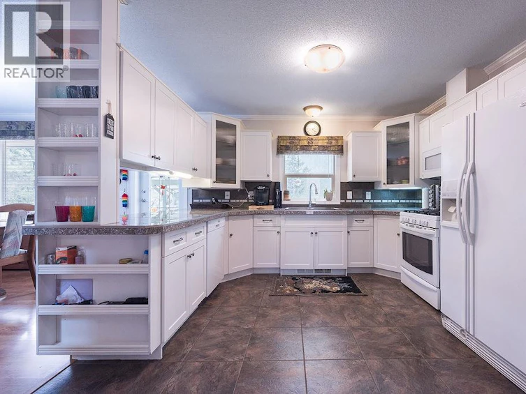 2821 Old Hedley Road, Princeton, BC, V0X 1K0 - 7